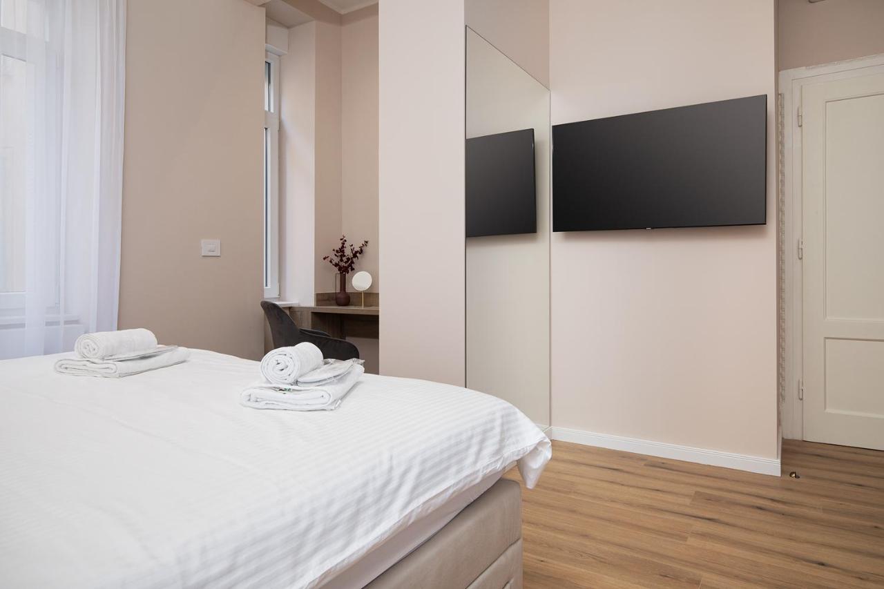 Grand Munz Daire Pula Dış mekan fotoğraf